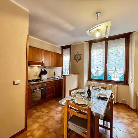 Old Town - Larihome A101 Apartment *